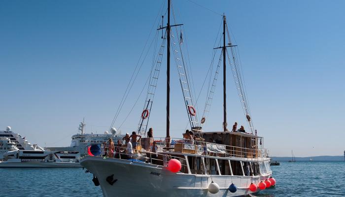 Traditional cruising ship Madona