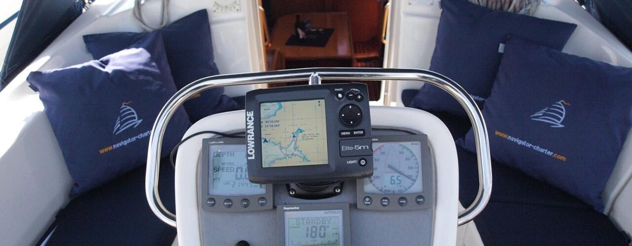 2006. Bavaria 32