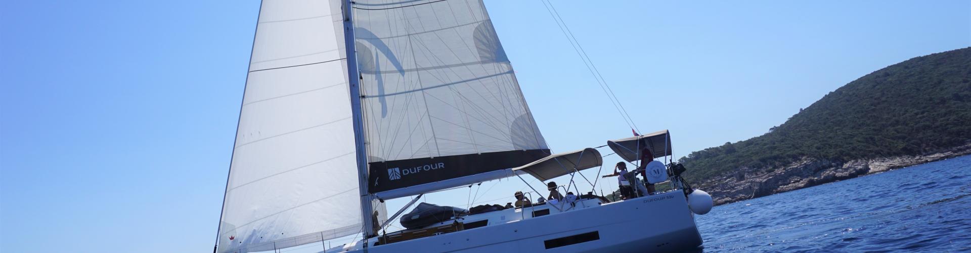 sailboat Dufour 530
