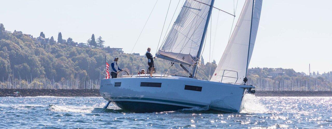 sailboat Sun Odyssey 440