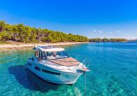 motor boat Merry Fisher 855 Biograd na moru Croatia