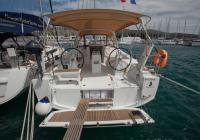sailboat Oceanis 38.1 Provence-Alpes-Côte d'Azur France
