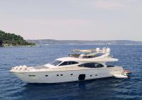 motor boat Ferretti 780 Split Croatia