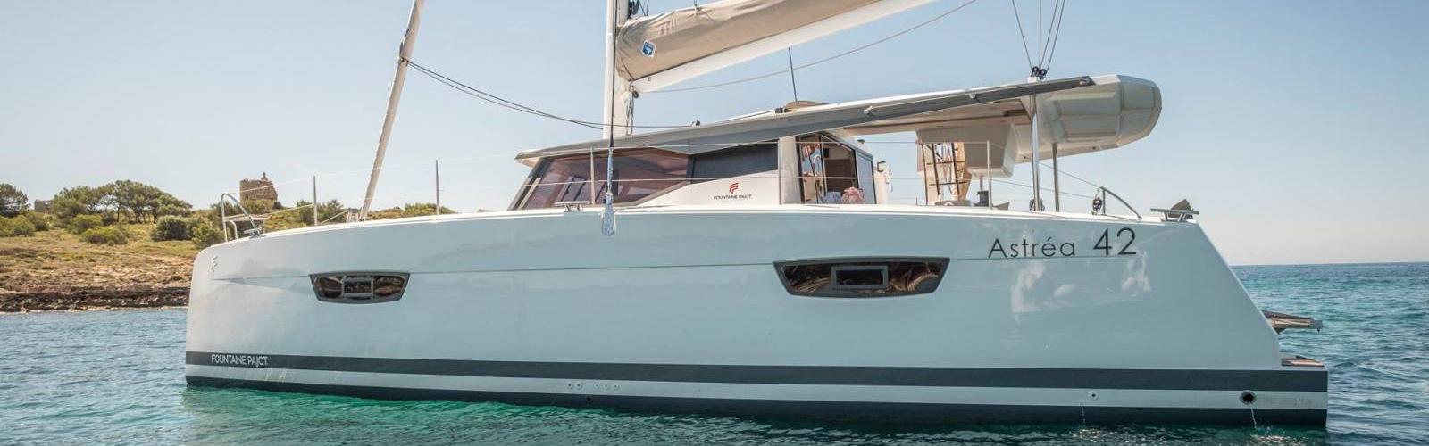 Fountaine Pajot Astréa 42