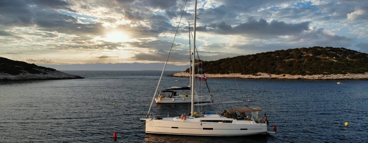 sailboat Dufour 460 GL