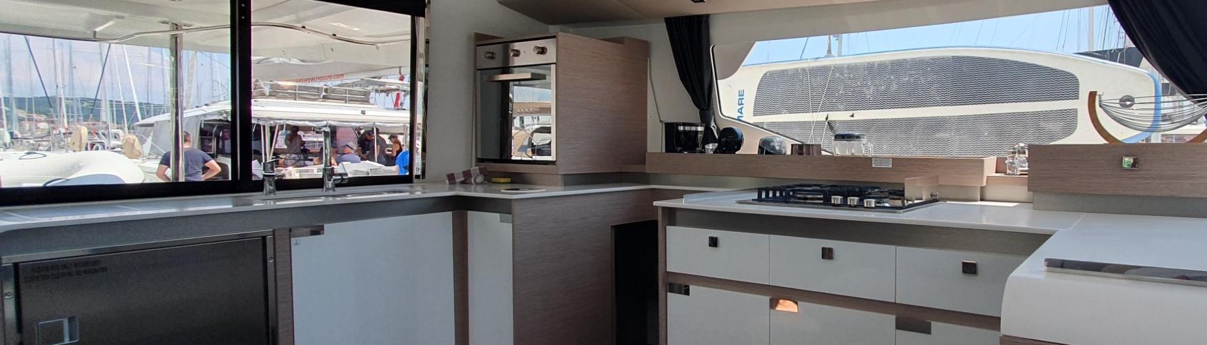 catamaran Fountaine Pajot Elba 45