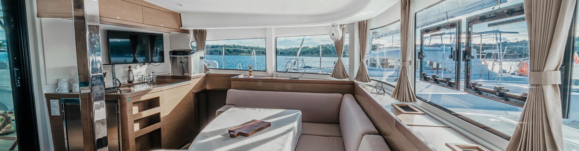 catamaran Lagoon 42