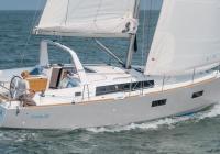 sailboat Oceanis 38 Pula Croatia
