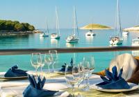 How to Order Seafood on a Sailing Holiday