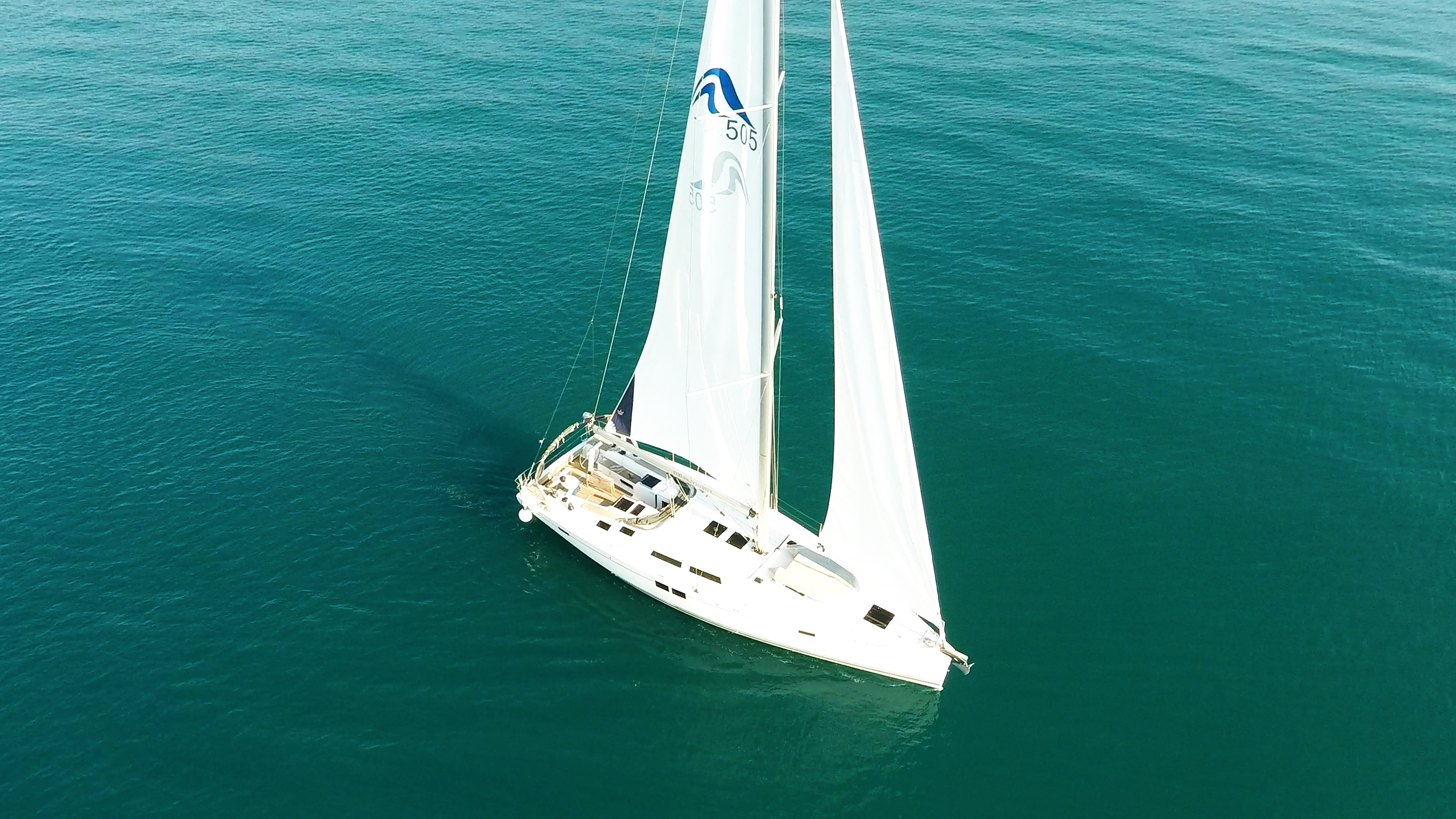Free photos of sailing charter yacht Hanse 505